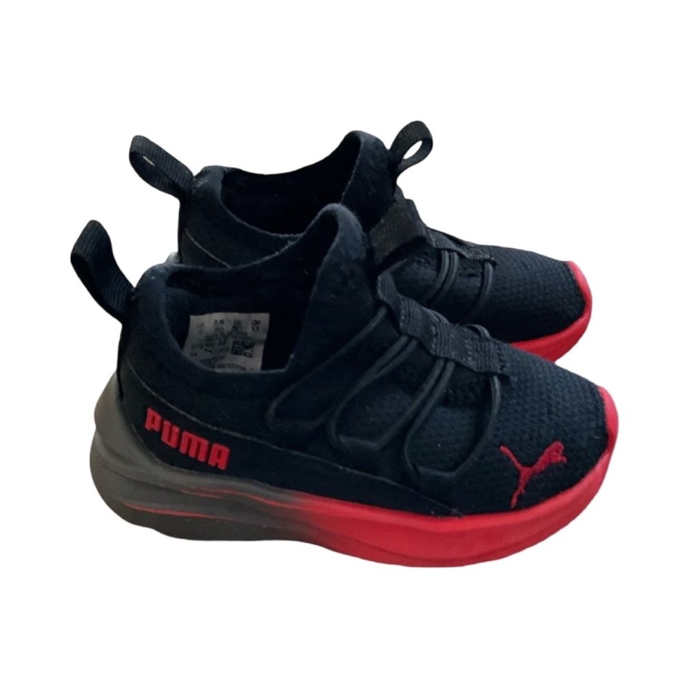 Puma Kids One4all Black and Red slip on Sneakers size 5c EUC  style 43248
